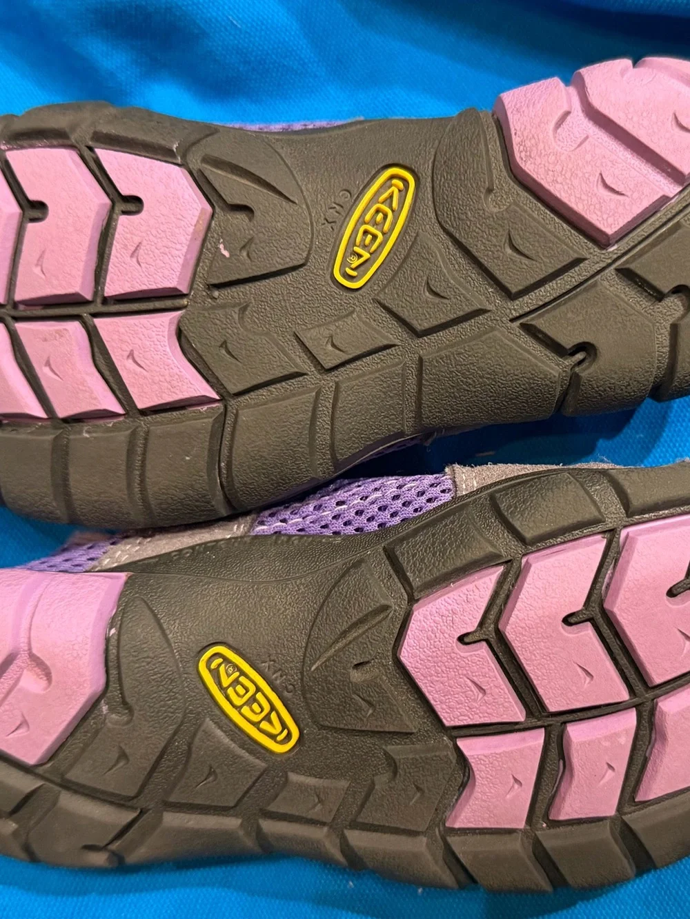 KEEN CNX sz 11 Purple Mesh/Gray Leather Hiking/Water Sandal